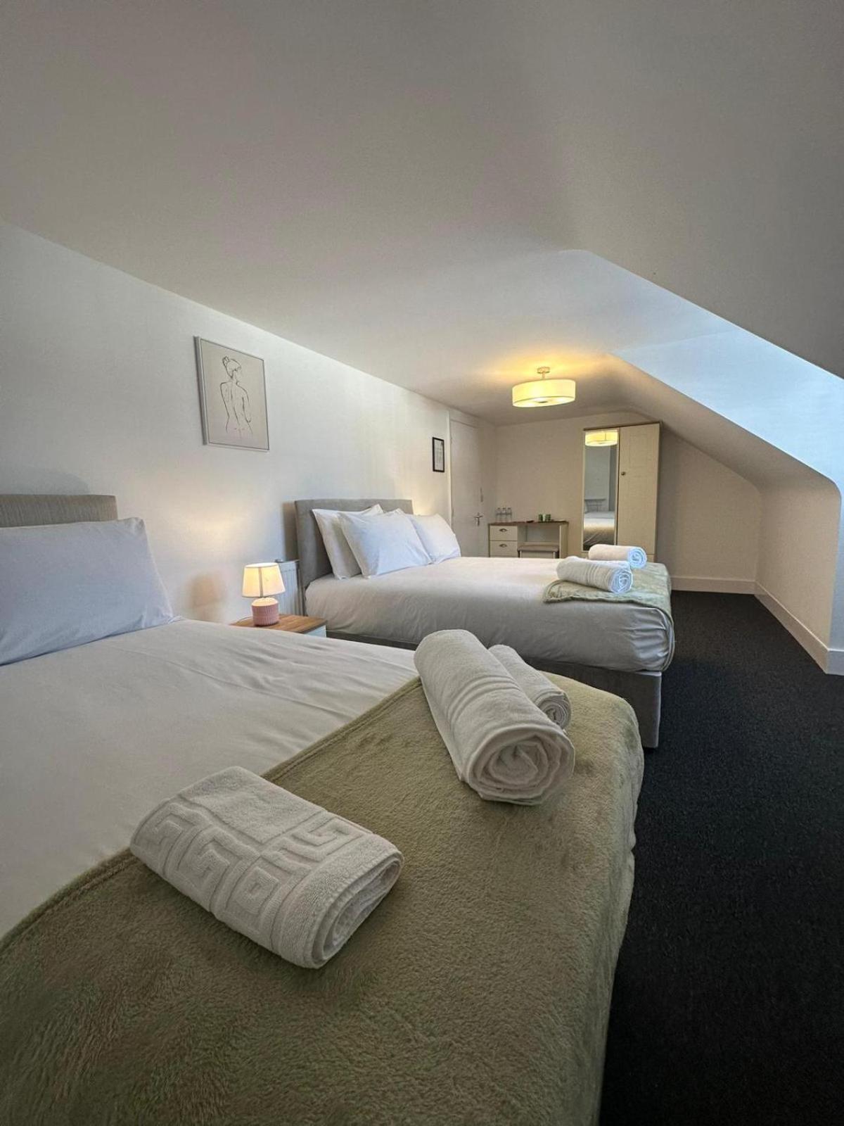 Cambridge Central Rooms - Tas Accommodations Exterior foto