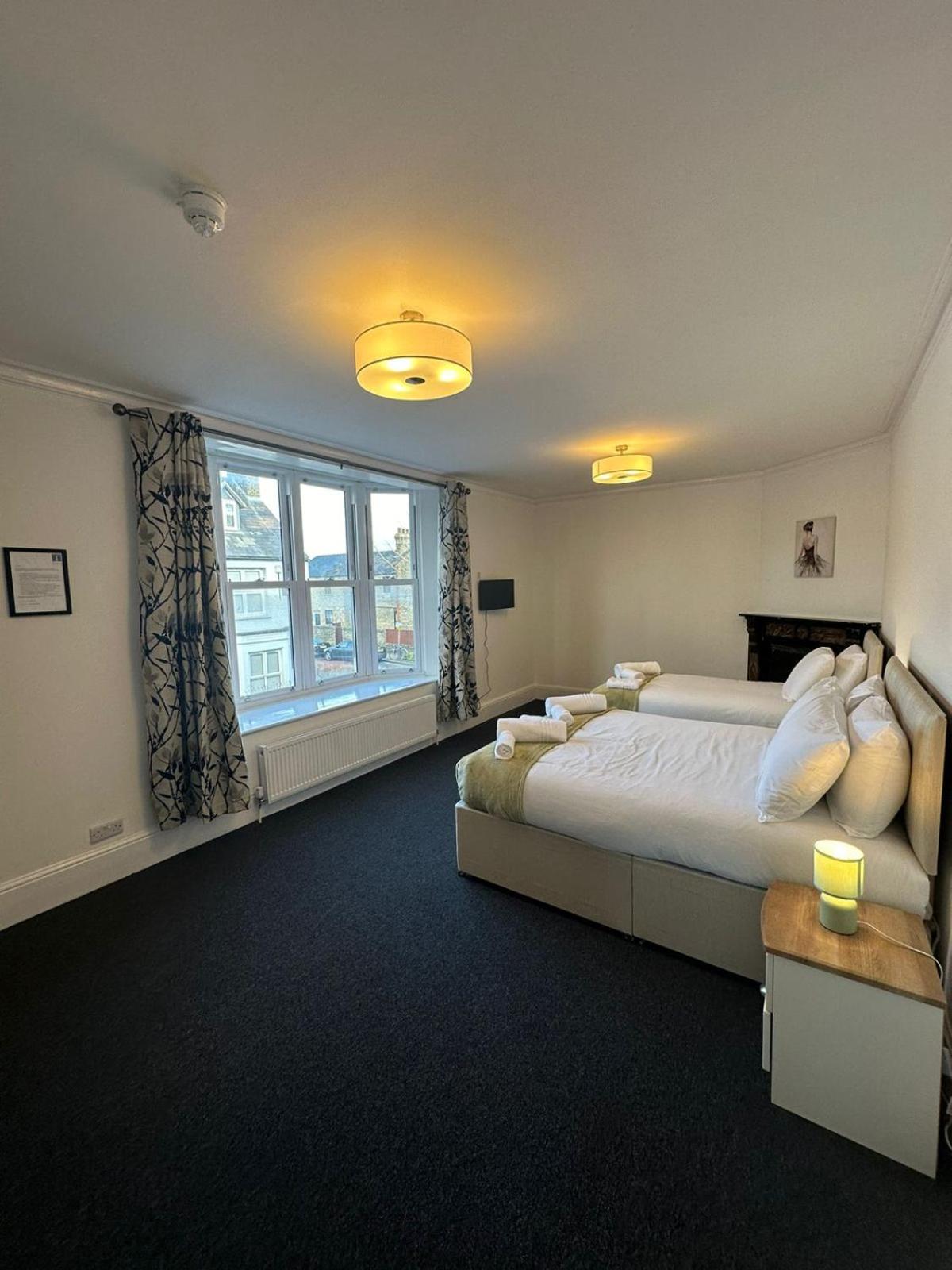 Cambridge Central Rooms - Tas Accommodations Exterior foto