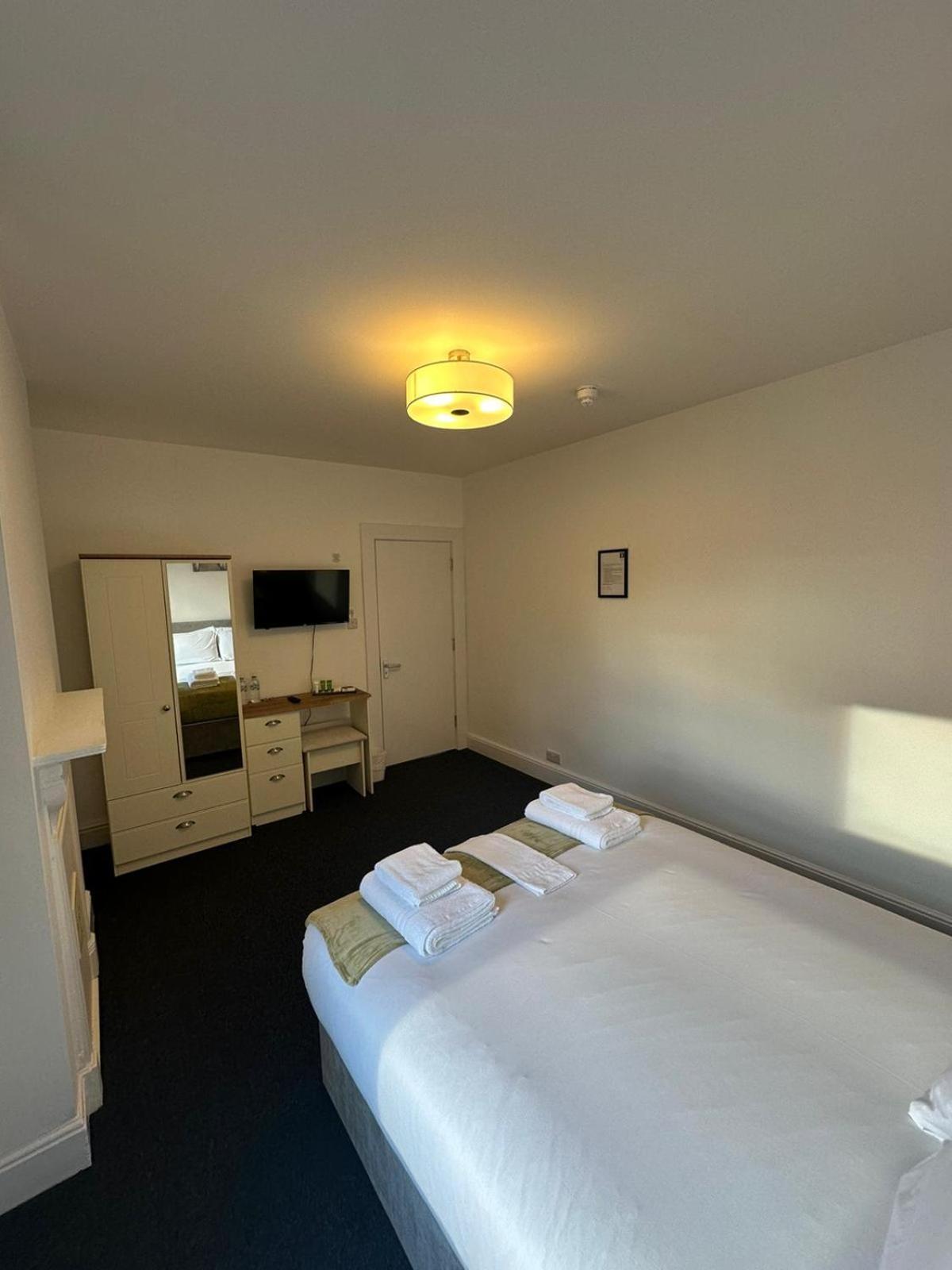 Cambridge Central Rooms - Tas Accommodations Exterior foto