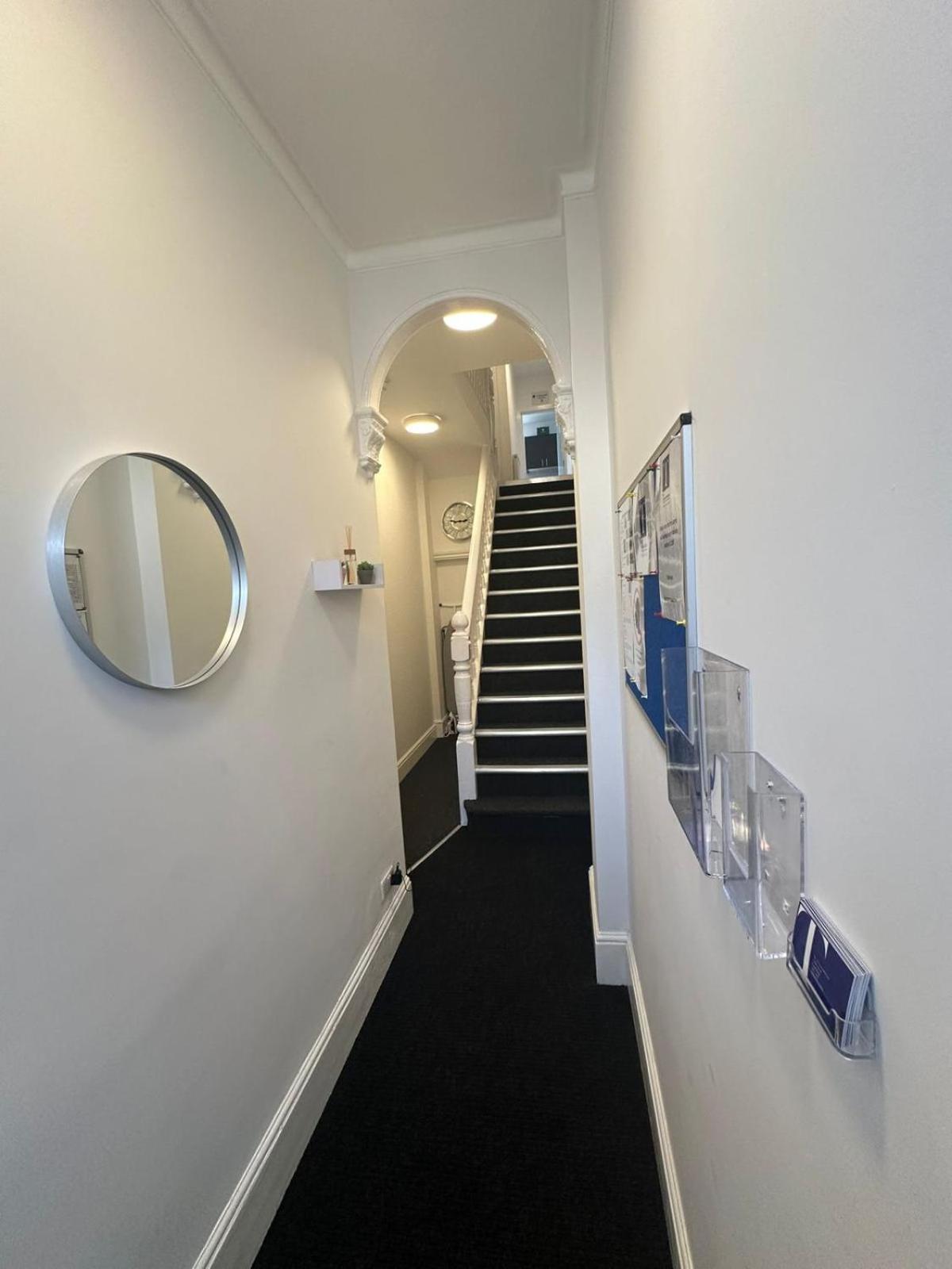 Cambridge Central Rooms - Tas Accommodations Exterior foto